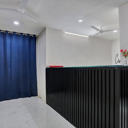 ホテル Super Townhouse The Arrow Near Lotus Temple ニューデリー エクステリア 写真
